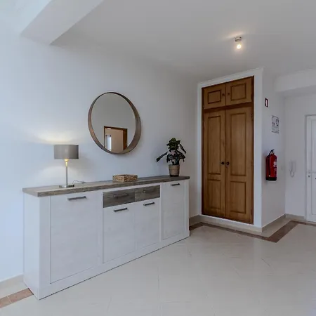 #375 Spacious Townhouse With Pool, Bbq & Parking Albufeira